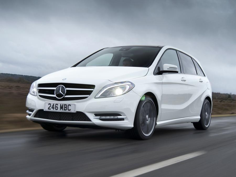  Mercedes-Benz B200 BlueEFFICIENCY 2012 года  (UK) (фото 1 из 14)